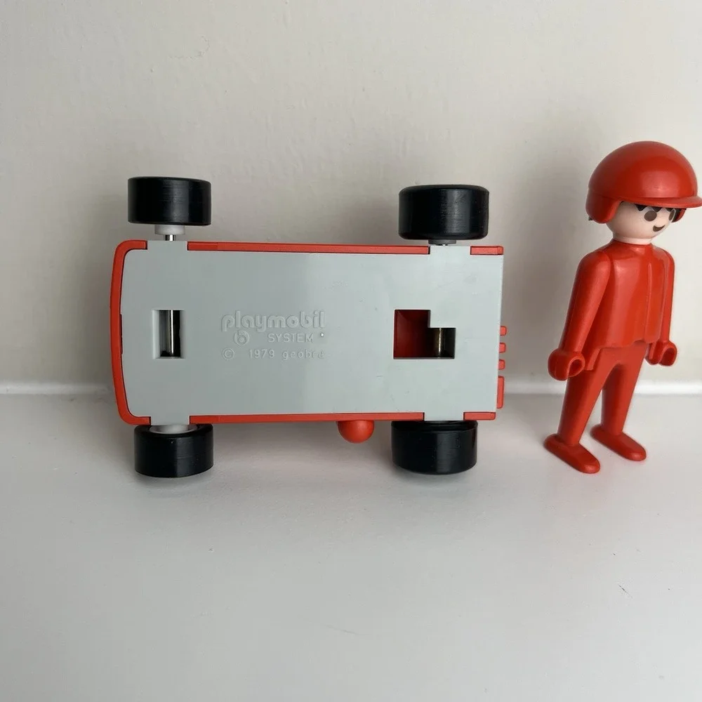 Playmobil Vintage Lot Race Car Driver Boat People Kite Flowers Weapons‎ Treasure